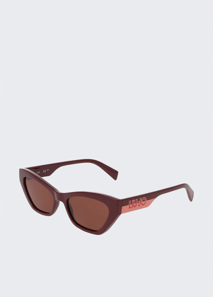 Cat-eye sunglasses