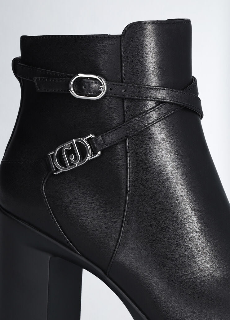 Black ankle boots in leather