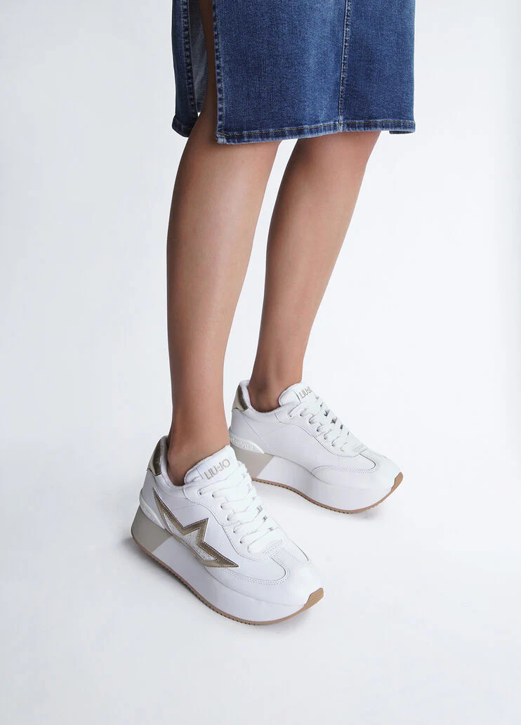 White sneakers in leather