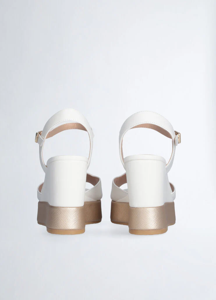 Leather wedge sandals