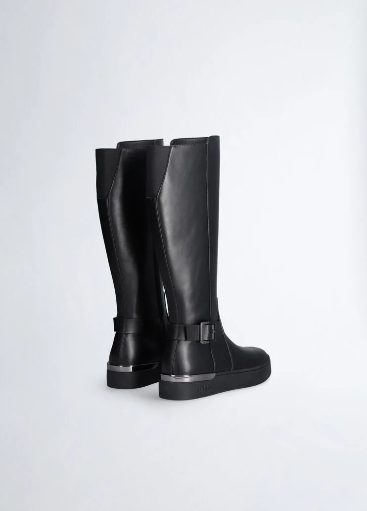 Black boots with buckle