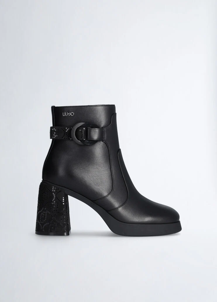 Black ankle boots in leather