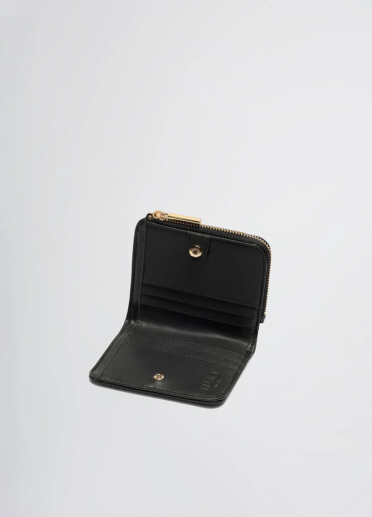 Card holder with zip
