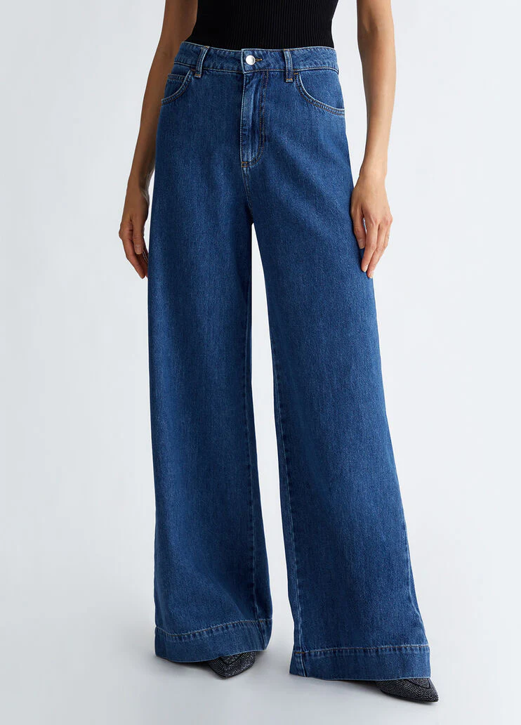 Flared cotton jeans