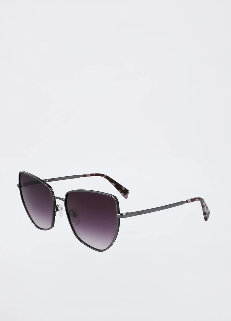 Cat-eye sunglasses