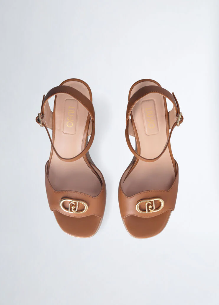 Leather wedge sandals