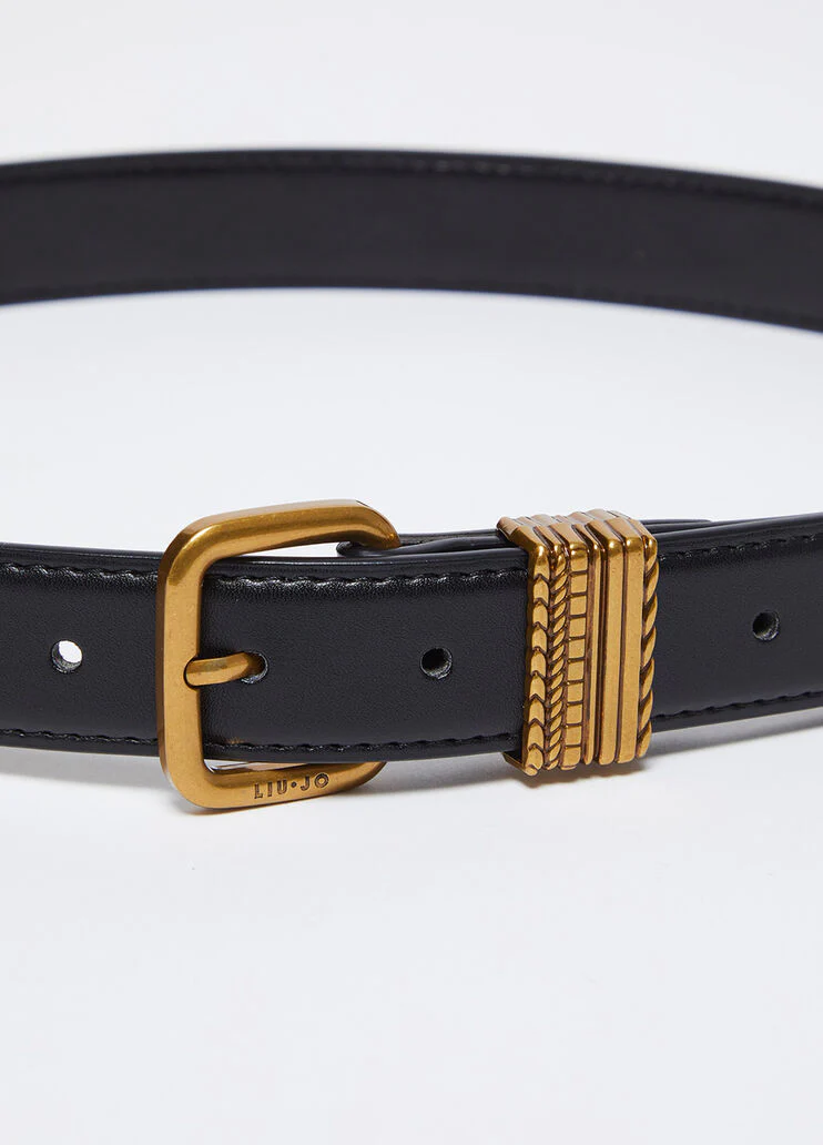 Belt with metal buckle