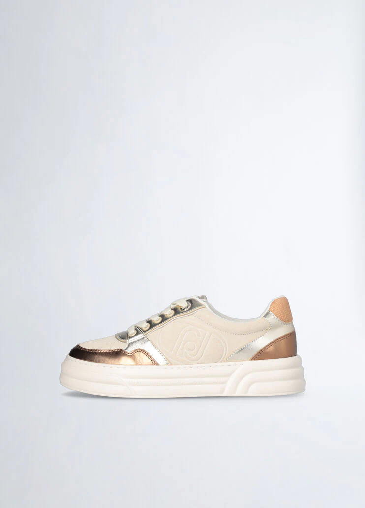 Beige suede platform sneakers