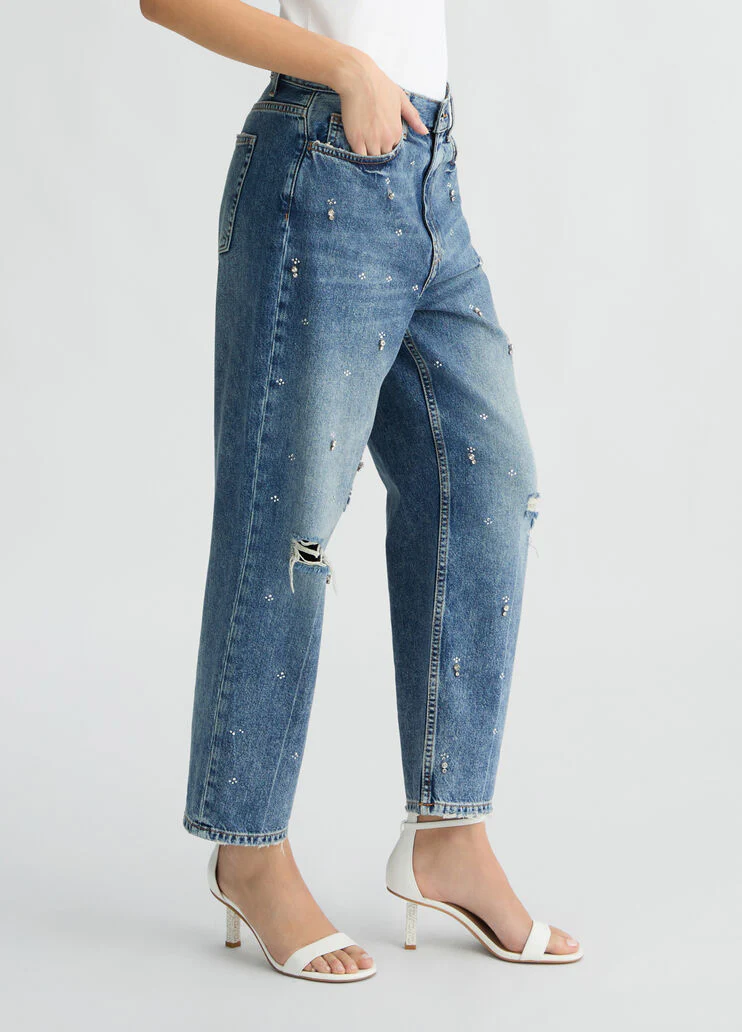 Straight-leg jeans with rhinestones