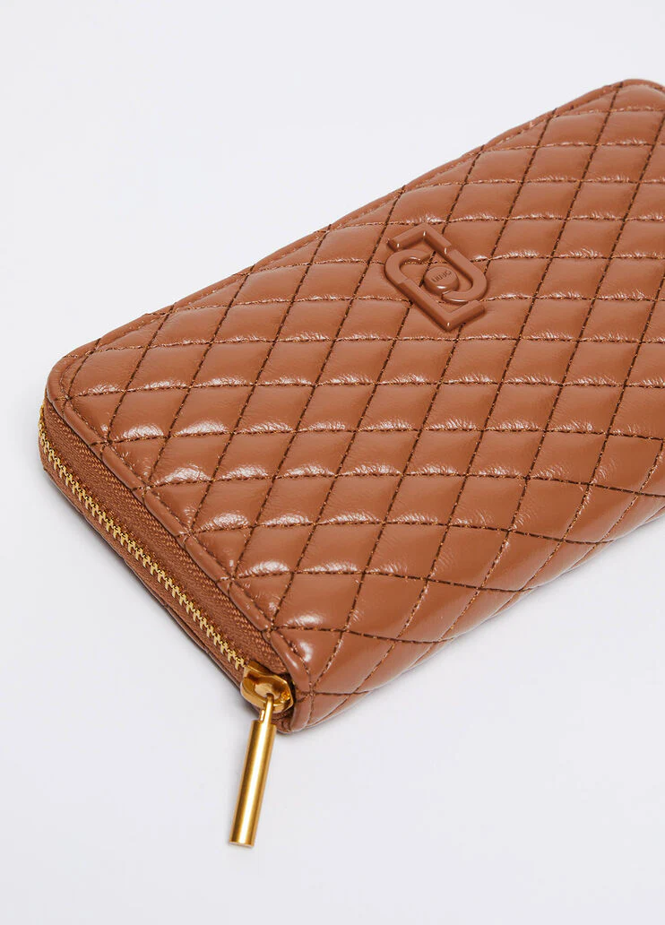 Quilted zip-around purse