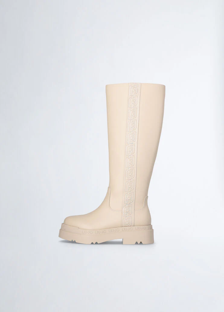 Beige platform boots with logo