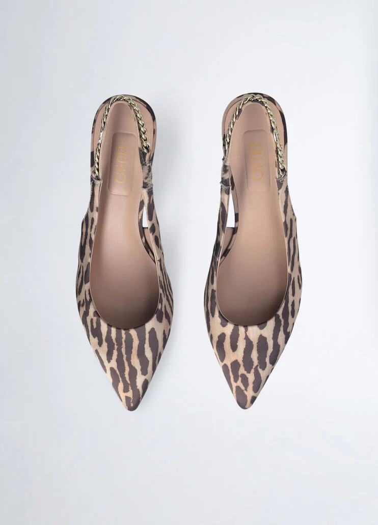 Slingbacks with low heel
