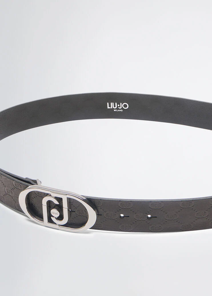 Glossy belt with logo