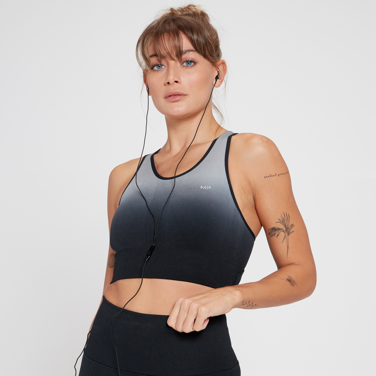 MP Women's Velocity Ultra Seamless Sports Bra - Black