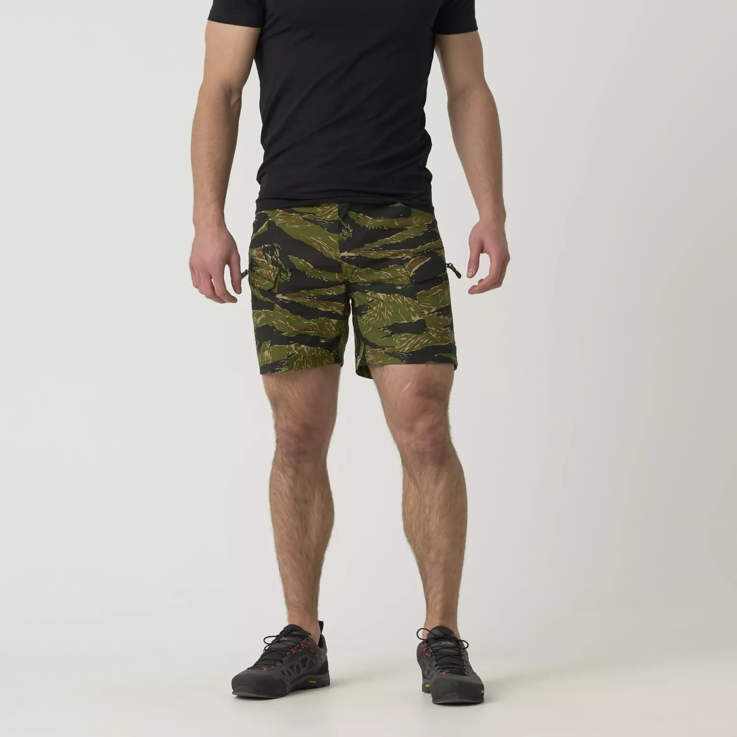 UTS Shorts 6