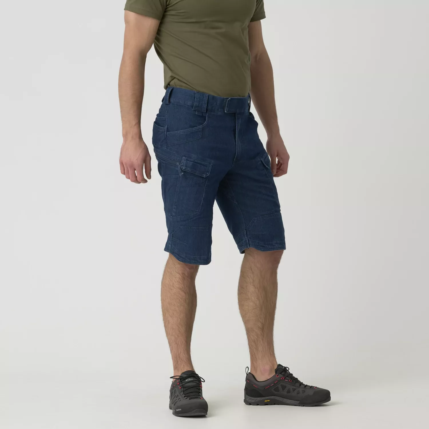 UTS Shorts 11
