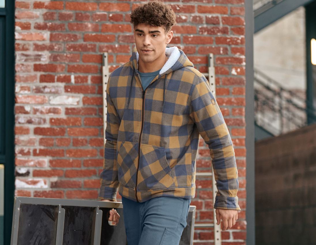 Karo-Kapuzenjacke e.s.iconic