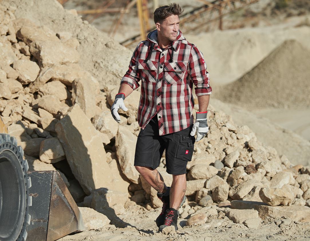 Short e.s.roughtough