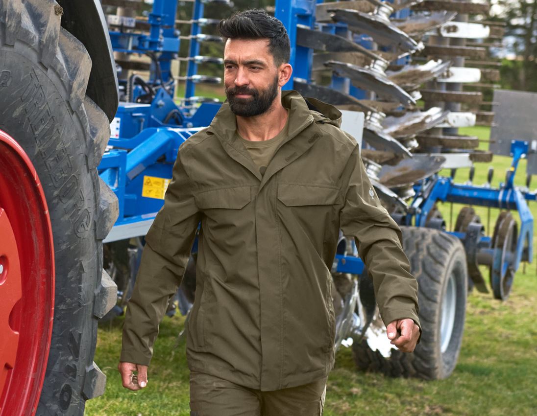 Regenjacke e.s.concrete