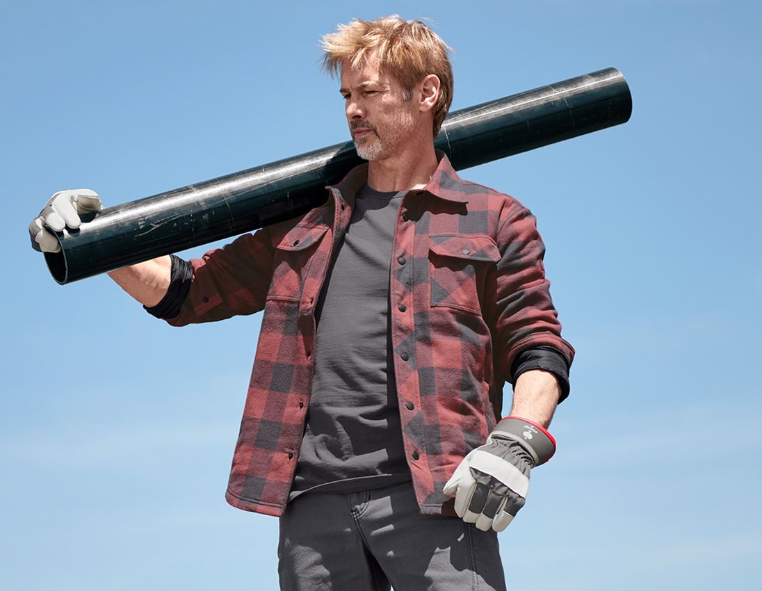 T-Shirt heavy e.s.iconic