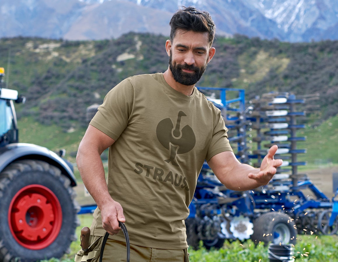 T-Shirt e.s.concrete