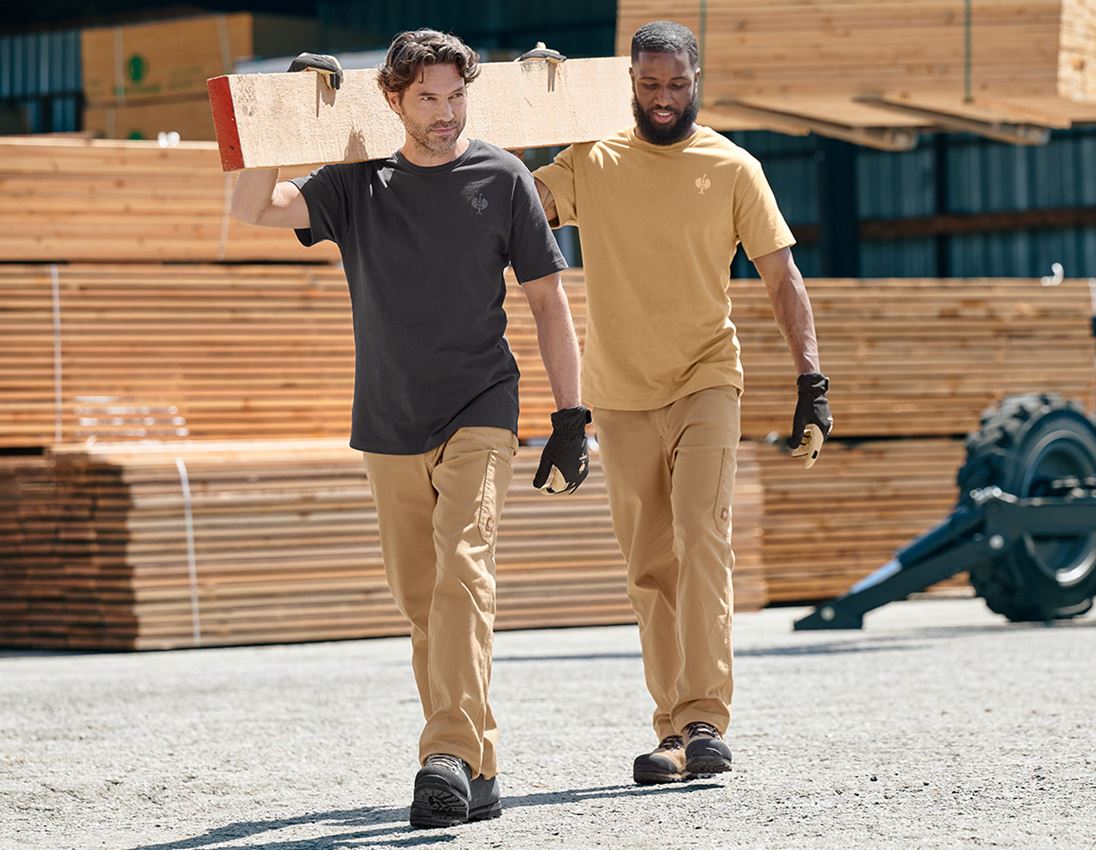 T-Shirt heavy e.s.iconic