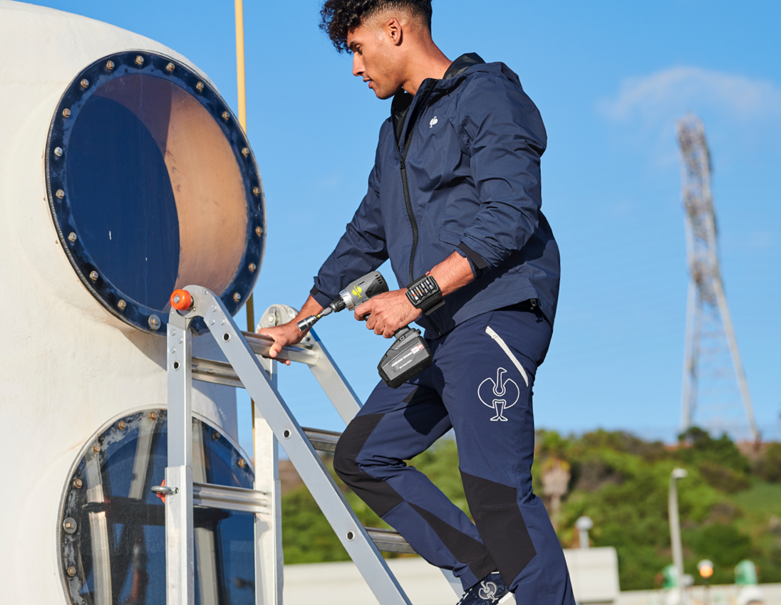 Bit holder adapter e.s.tool concept