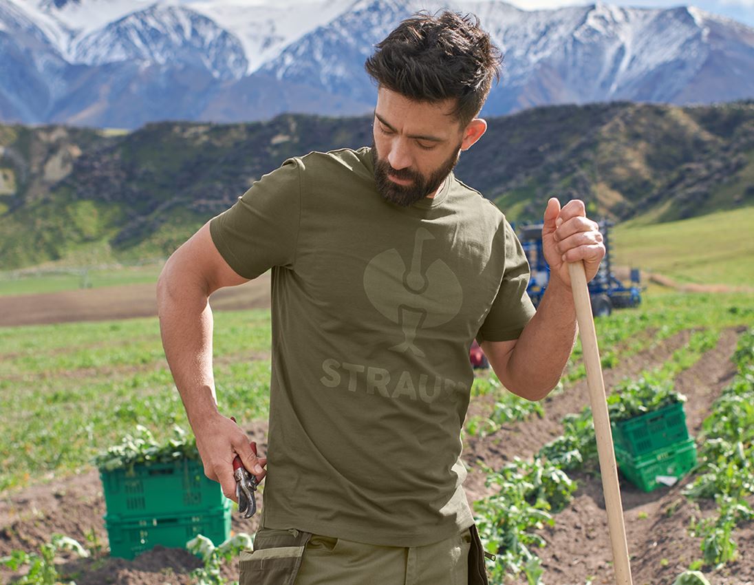 T-Shirt e.s.concrete