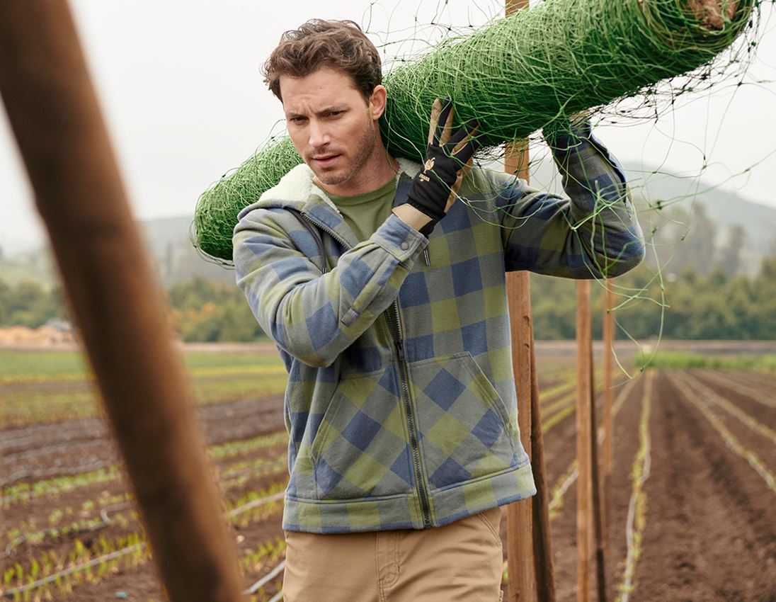 Karo-Kapuzenjacke e.s.iconic