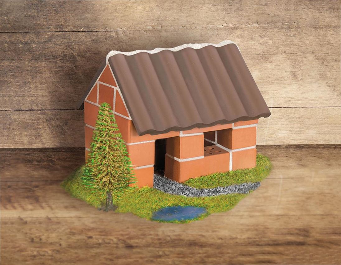 STRAUSS Backsteinhaus