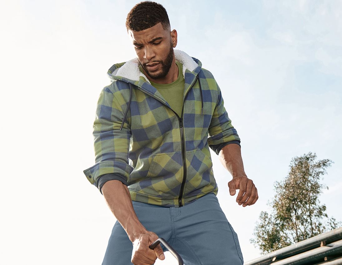 Karo-Kapuzenjacke e.s.iconic