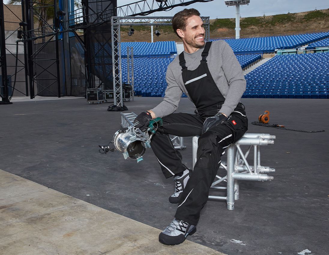 Latzhose e.s.motion 2020