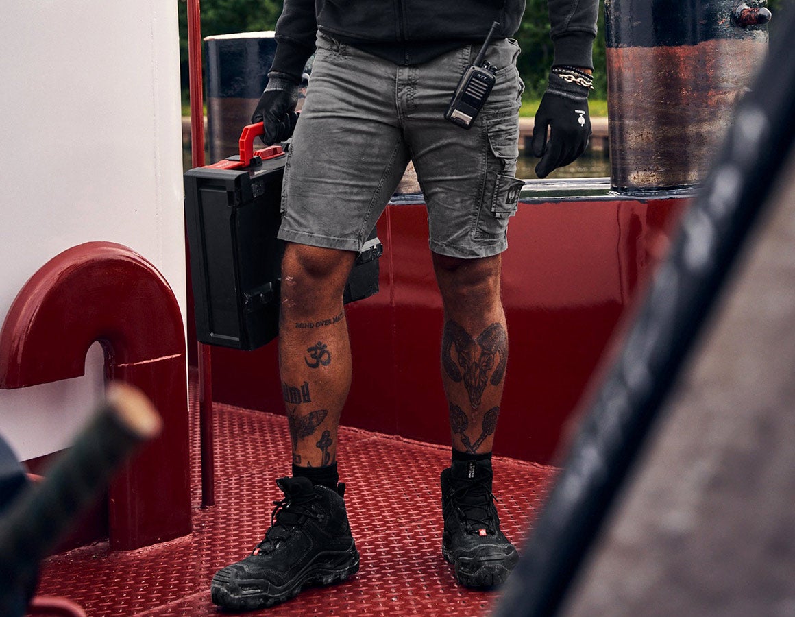 Eintracht Shorts Dye