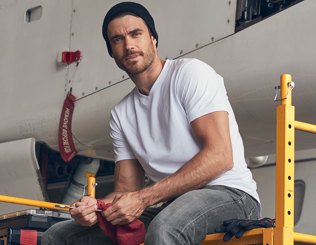 e.s. T-Shirt cotton stretch V-Neck