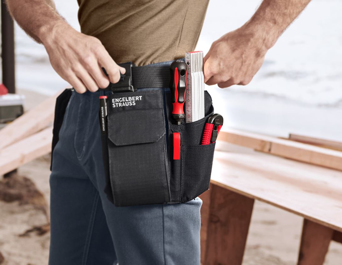 Zollstock-/Messertasche e.s.tool concept, links