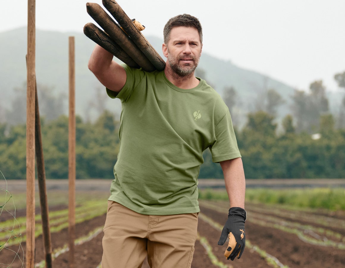 T-Shirt heavy e.s.iconic