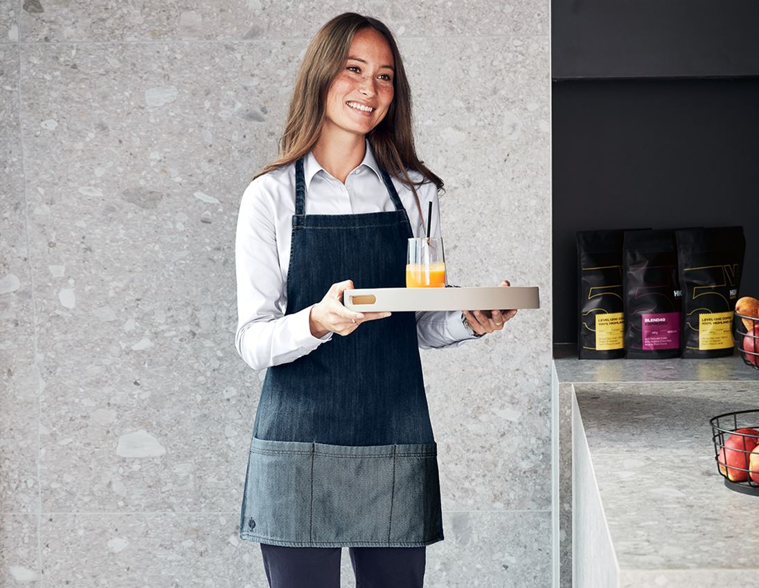 e.s. Latzschürze denim kurz