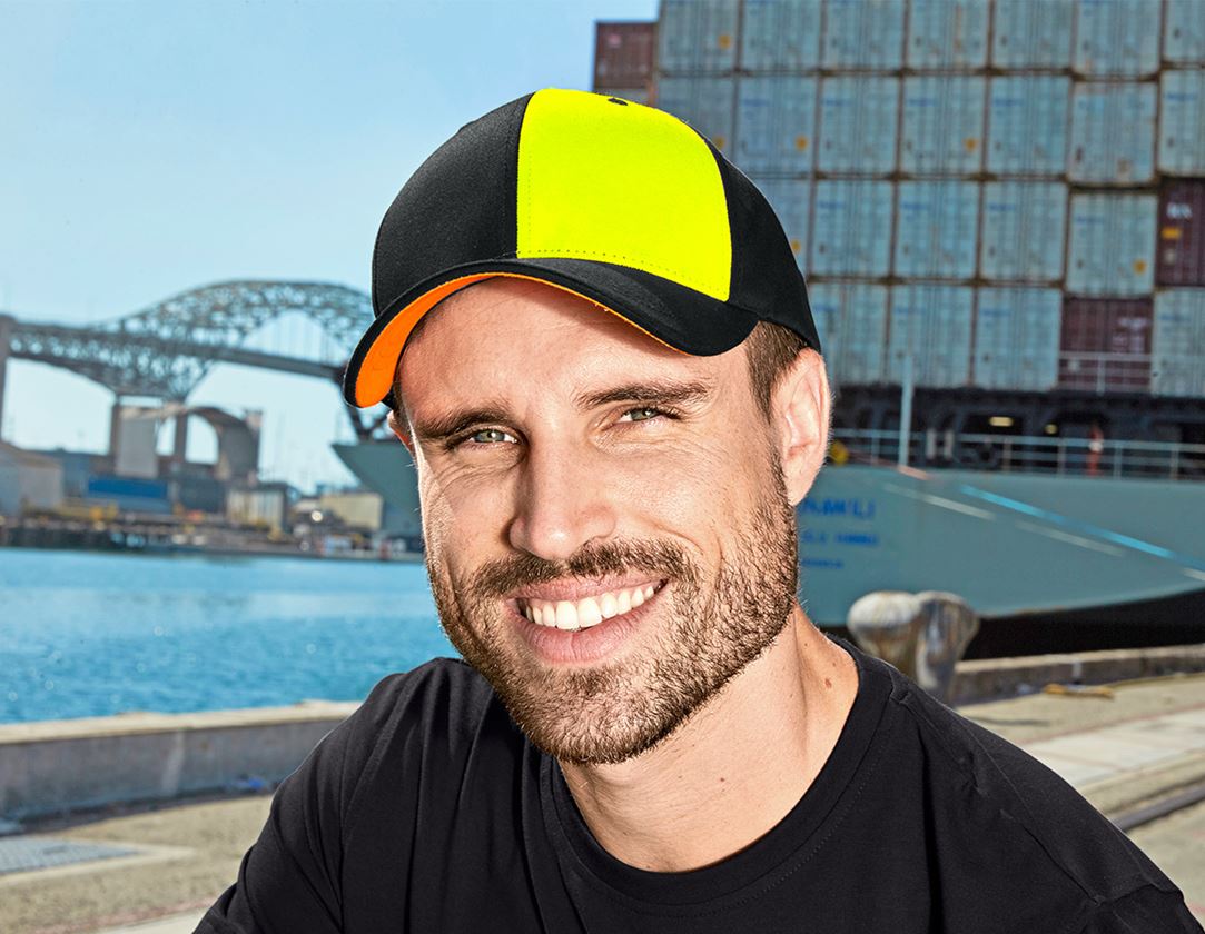 e.s. Cap motion 2020