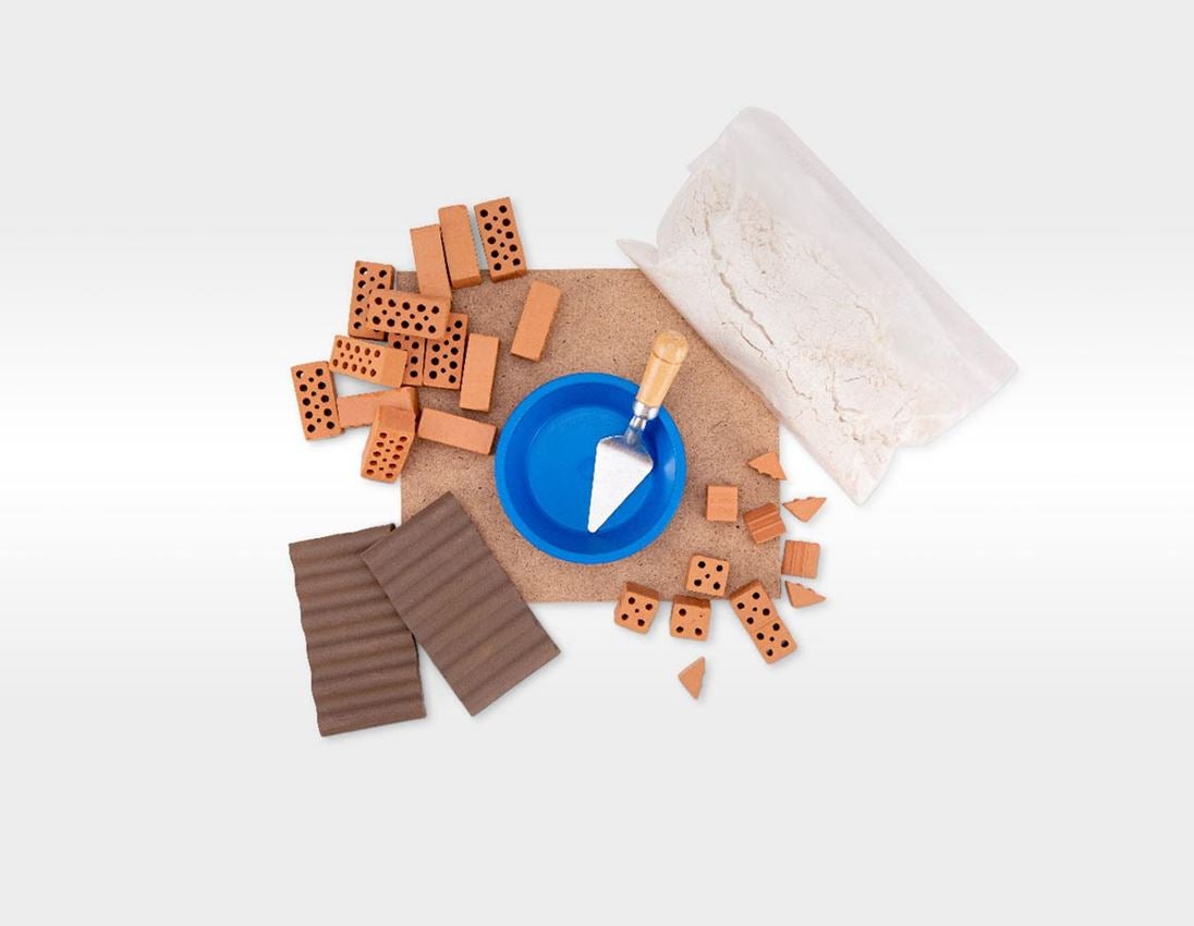 STRAUSS Backsteinhaus