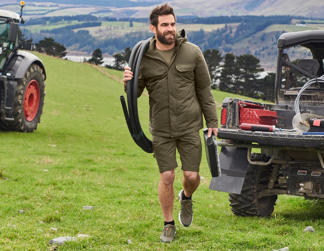 Regenjacke e.s.concrete