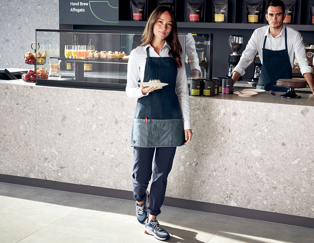 e.s. Latzschürze denim kurz