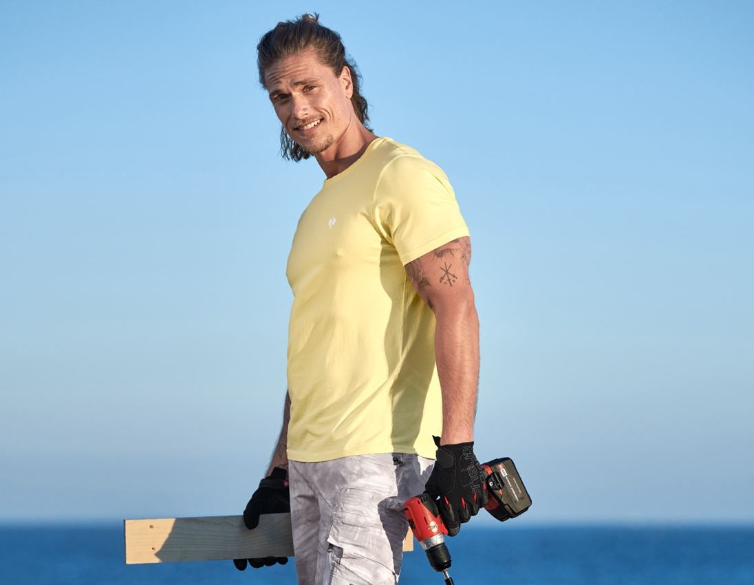 T-Shirt e.s.motion ten pure