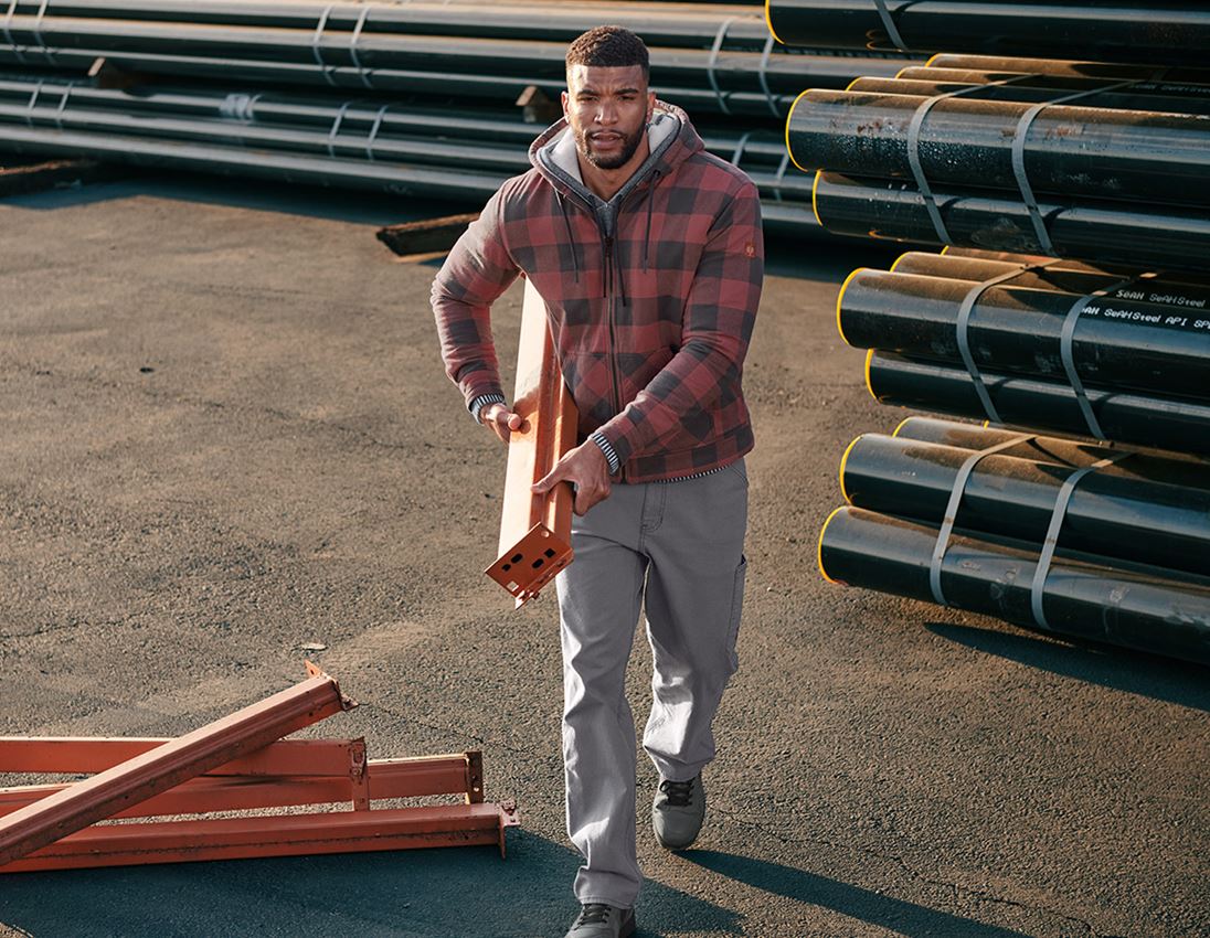 Karo-Kapuzenjacke e.s.iconic