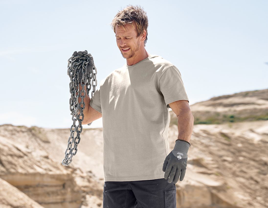 T-Shirt heavy e.s.iconic