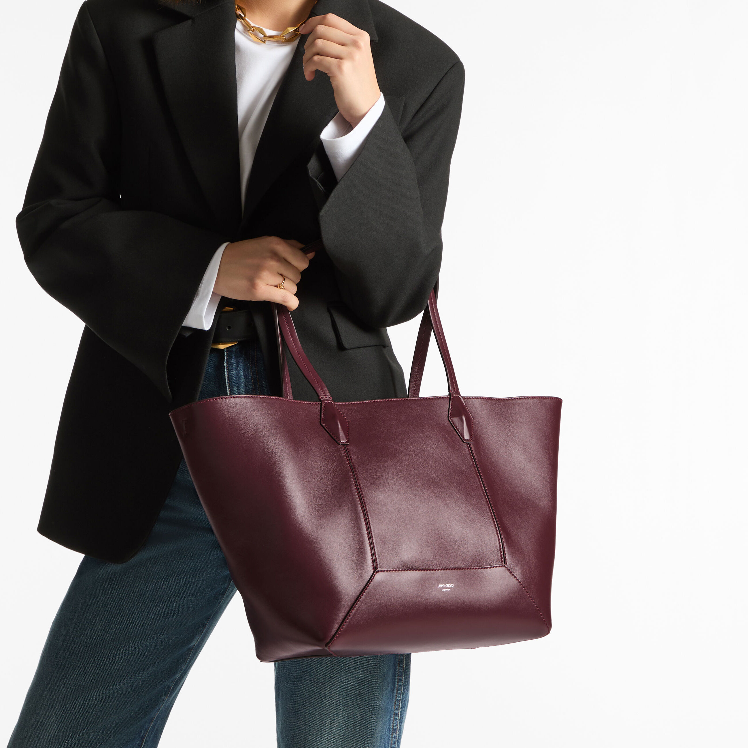 Diamond Tote M Garnet Calf Leather Tote Bag