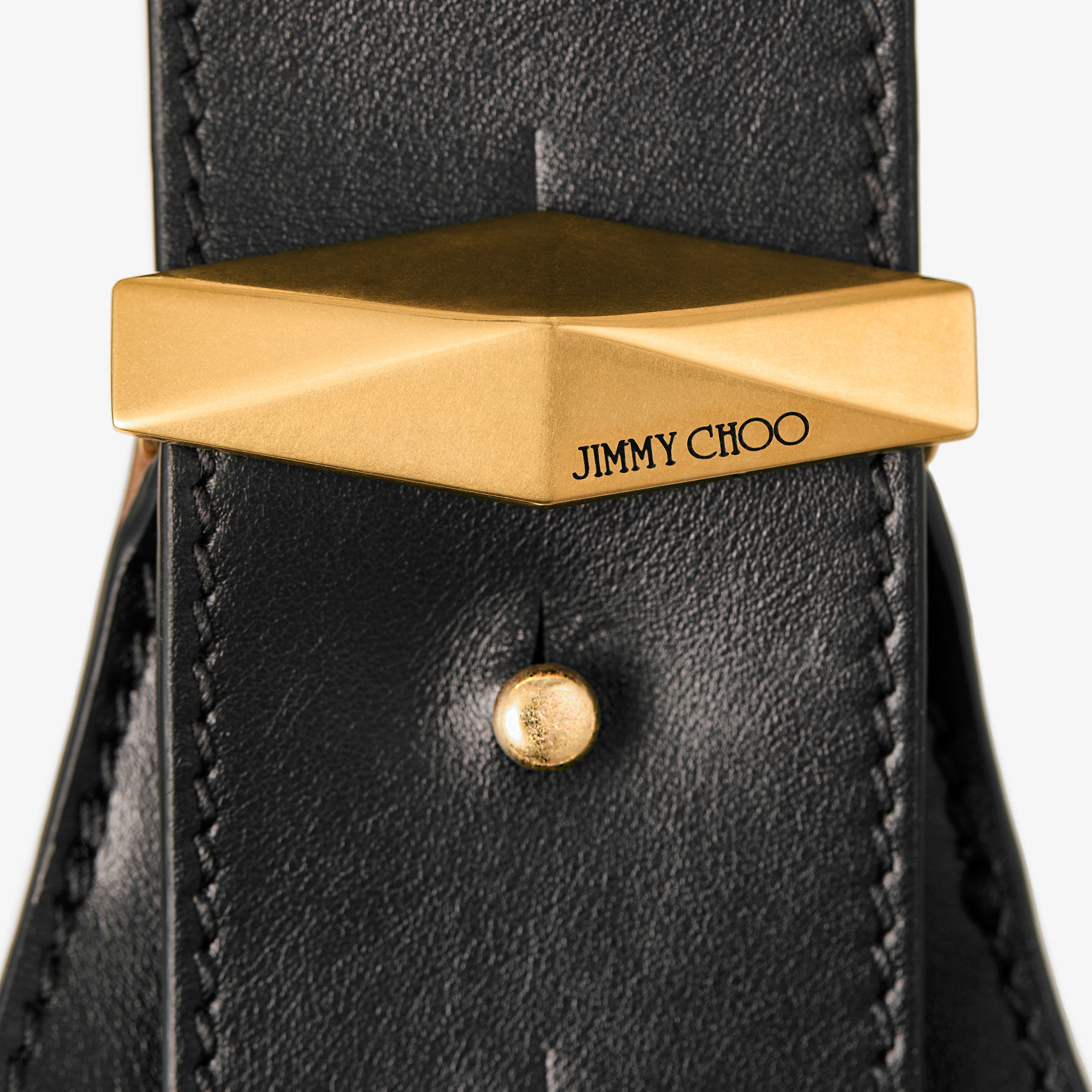 Diamond Hobo M Black Leather Shoulder Bag