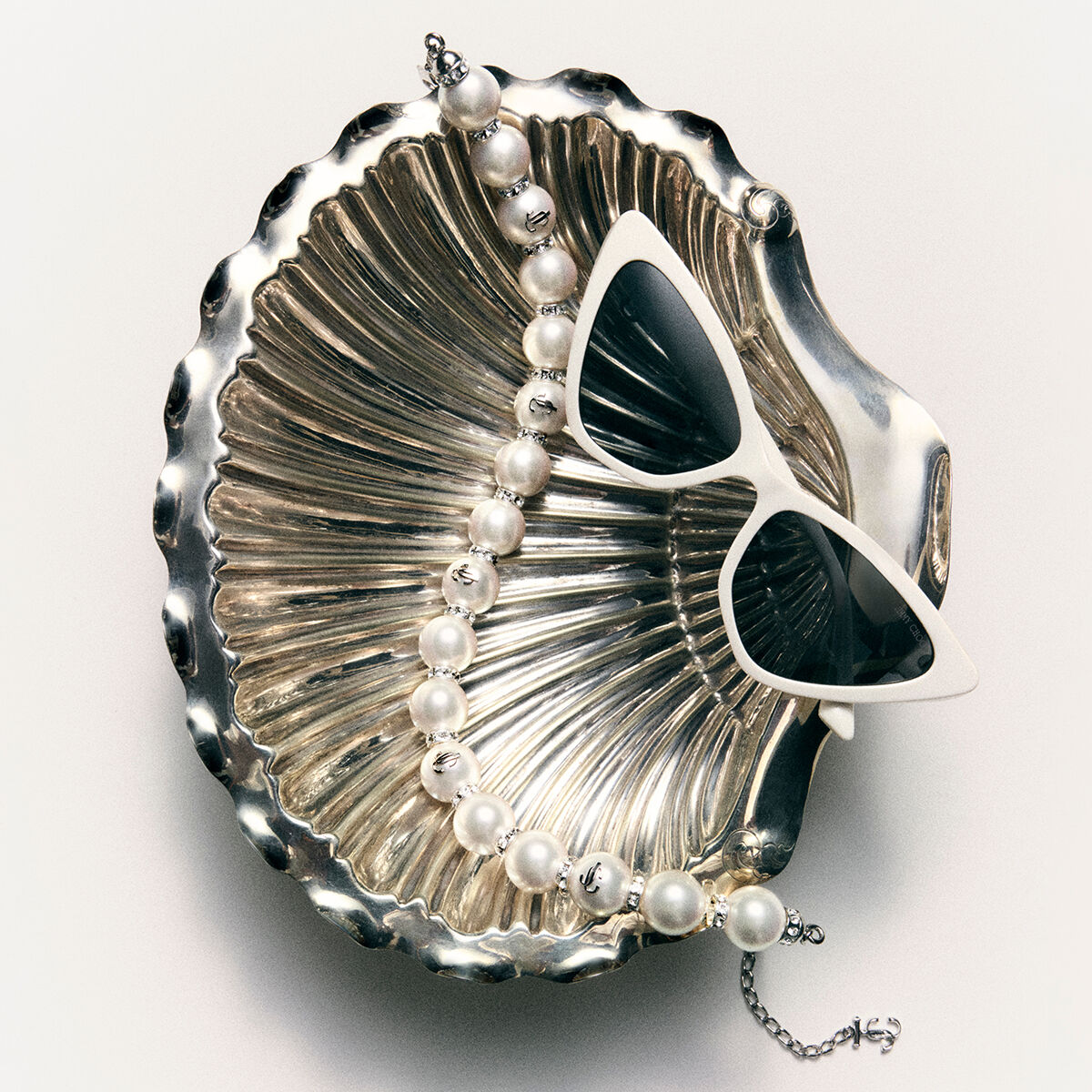 Pearl Crystal Choker Silver-Finish Metal Choker with Pearls and Crystal