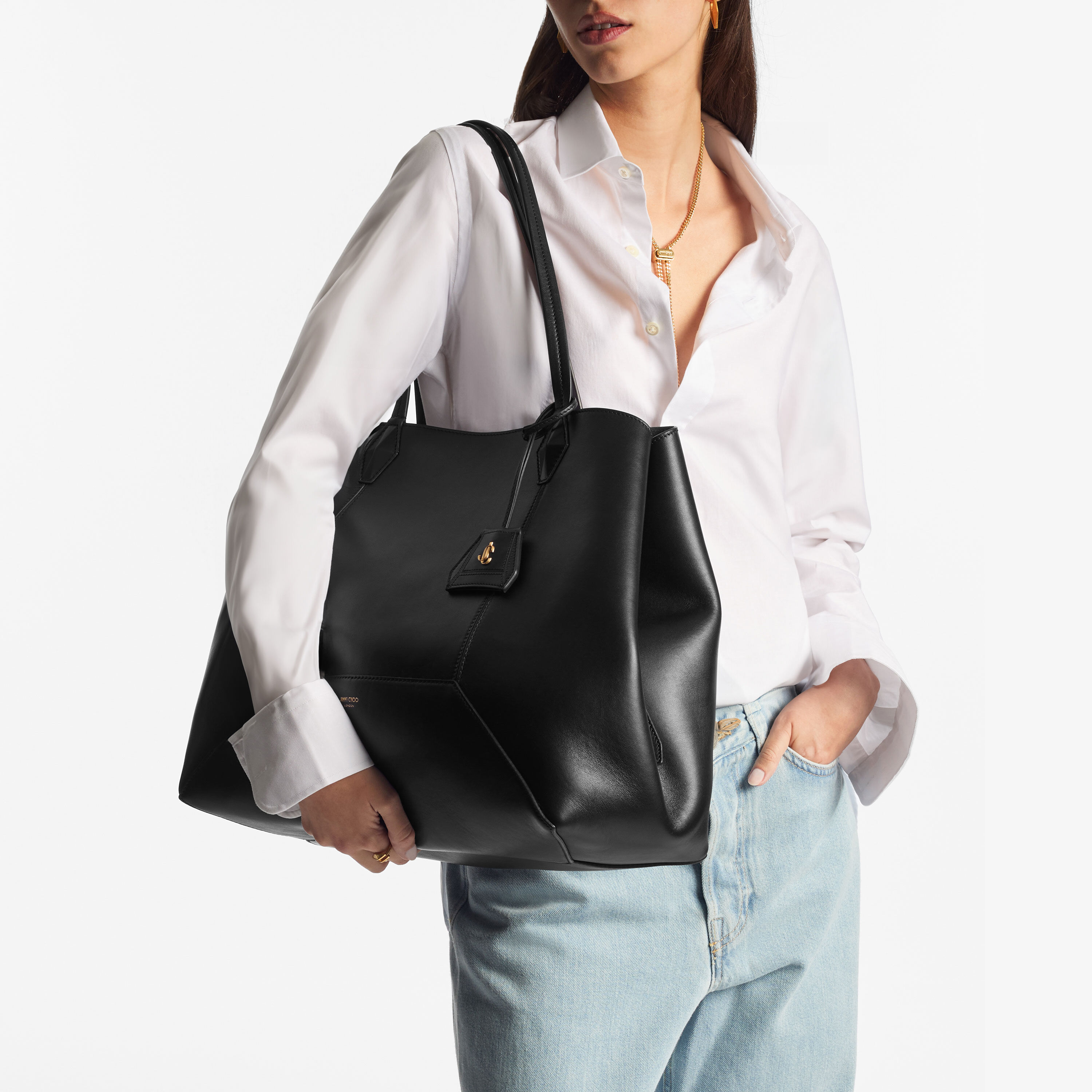 Diamond Tote L Black Calf Leather Tote Bag