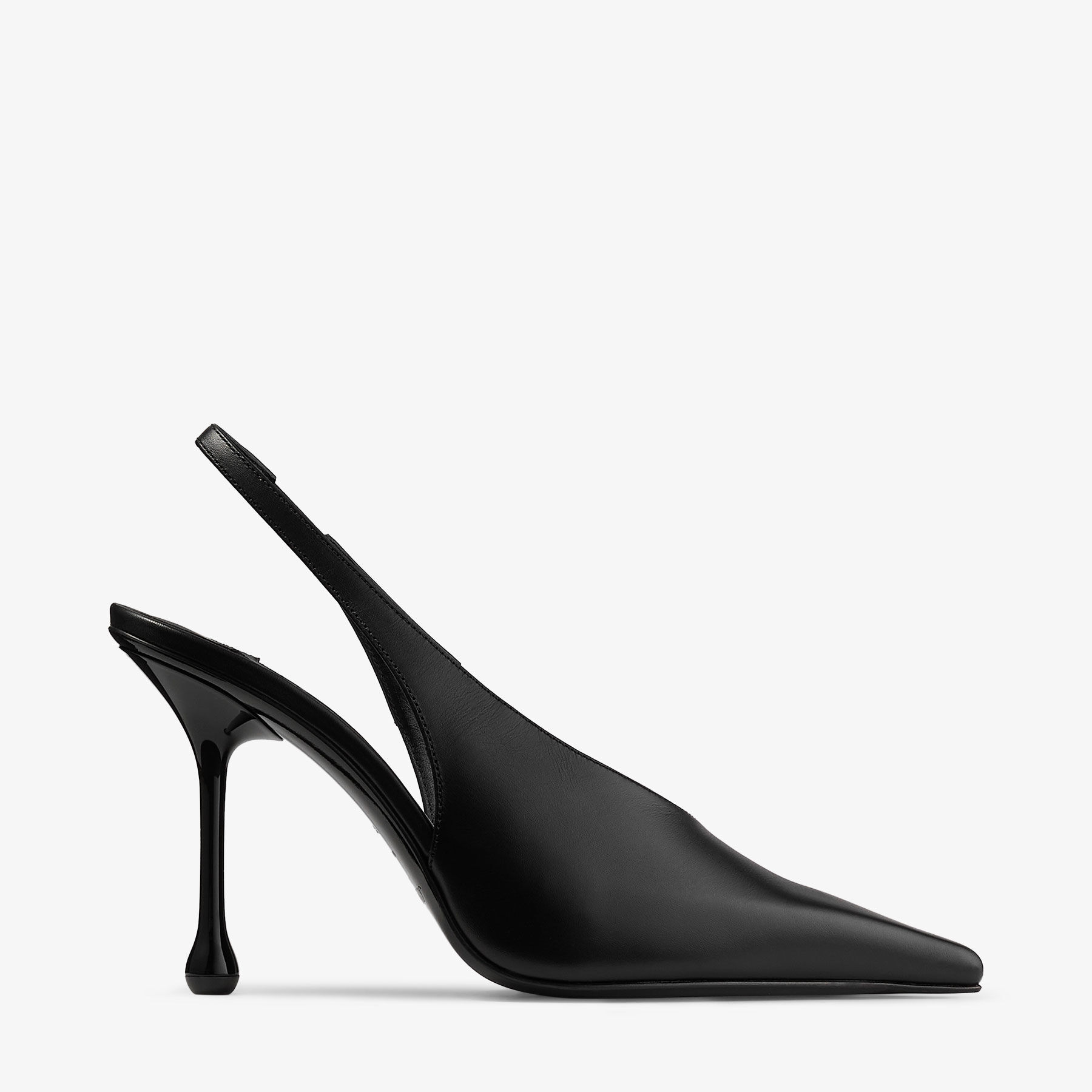 Isa 95 Black Leather Pumps