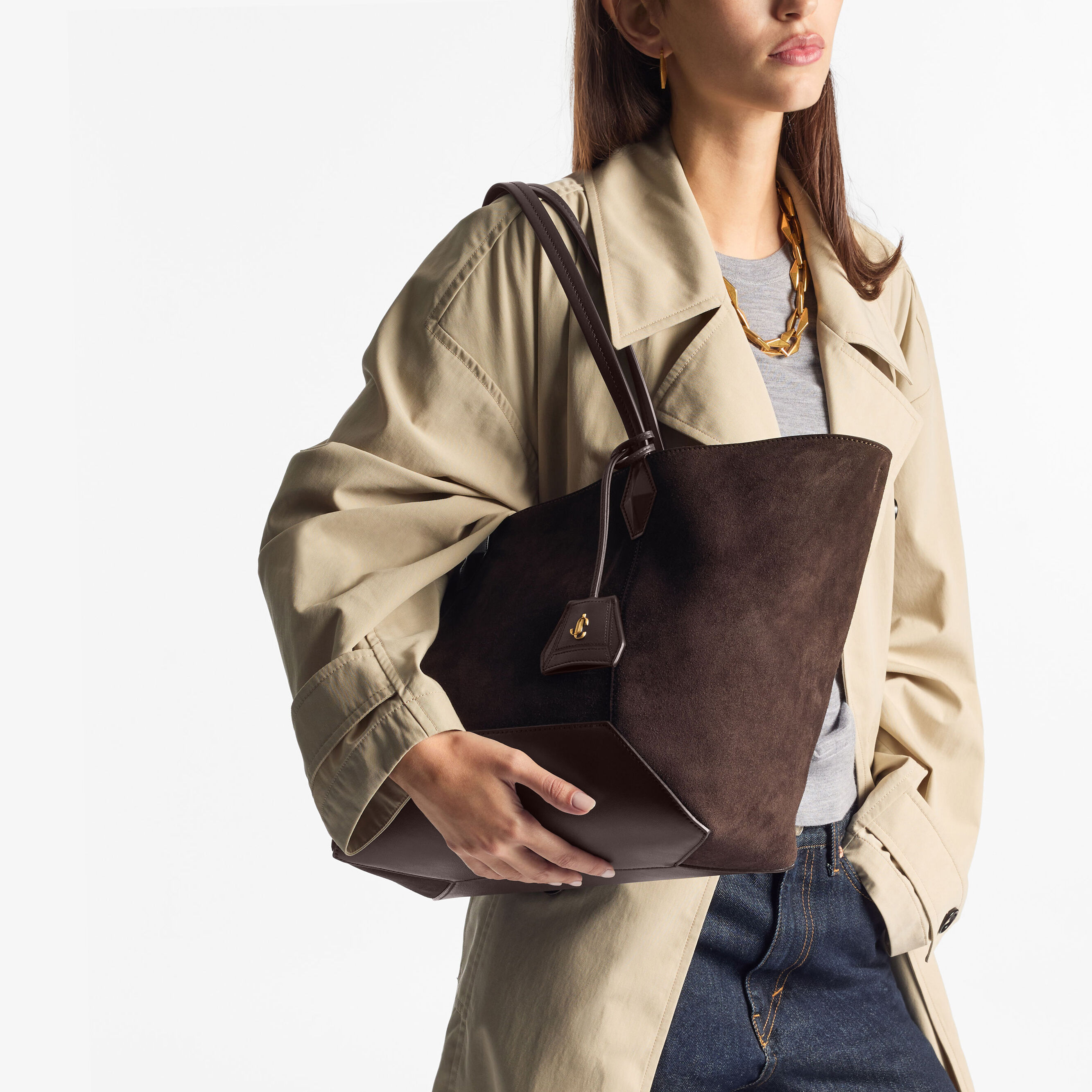 Diamond Tote M Coffee Suede Tote Bag